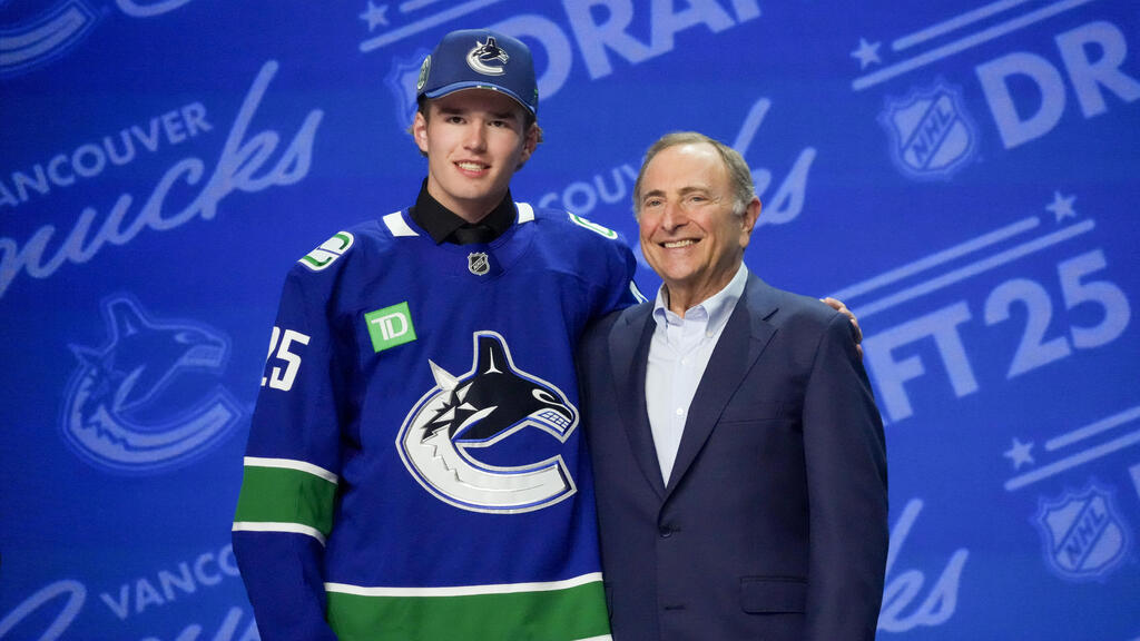 Braeden Cootes hat bei den Vancouver Canucks unterschrieben