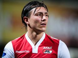Steven Berghuis was tijdens het duel met FC Dordrecht (3-1 winst) gevaarlijk doormiddel van diverse dribbels en een doelpunt. (30-08-2014). 