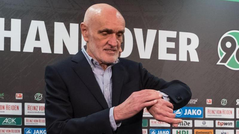 Will bald einen neuen 96-Sportdirektor präsentieren: Martin Kind Will bald einen neuen 96-Sportdirektor präsentieren: Martin Kind