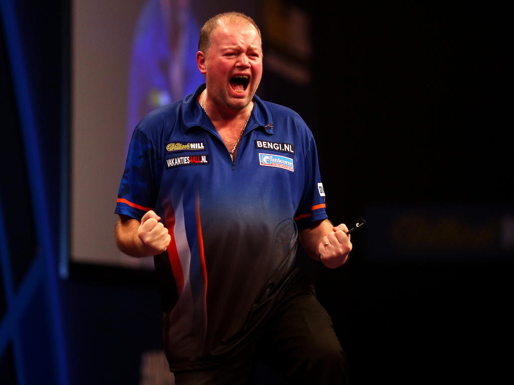 Raymond van Barneveld hat die Fans in Rotterdam begeistert Raymond van Barneveld hat die Fans in Rotterdam begeistert