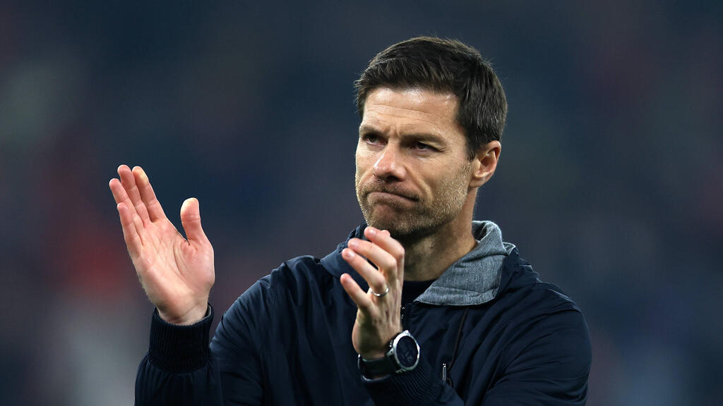 Leverkusens Coach Xabi Alonso sah mehrere Faktoren für das 0:4 beim FC Liverpool Leverkusens Coach Xabi Alonso sah mehrere Faktoren für das 0:4 beim FC Liverpool