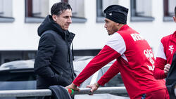 Christian Keller (l.) und der 1. FC Köln hätten mit Davie Selke gerne weitergemacht