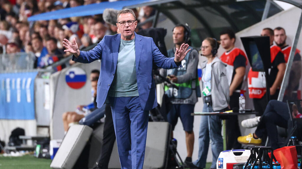 Ralf Rangnick kritisierte nach dem 1:1 gegen Slowenien den Schiedsrichter