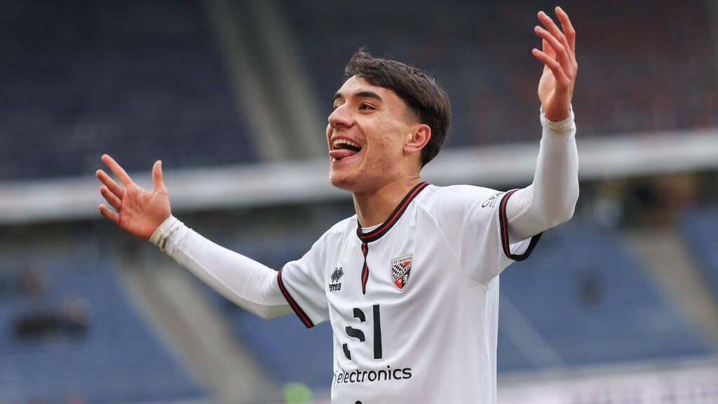 Deniz Zeitler will jetzt für die TSG Hoffenheim jubeln Deniz Zeitler will jetzt für die TSG Hoffenheim jubeln