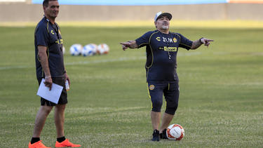 Neuer Trainer des mexikanischen Zweitligisten Dorados de Sinaloa: Diego Maradona (re.)