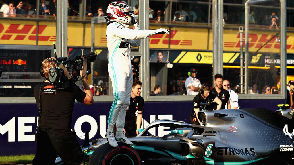 Lewis Hamilton dominierte das erste Qualifying Lewis Hamilton dominierte das erste Qualifying