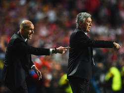 Zinedine Zidane y Carlo Ancelotti en la final de Lisboa. (Foto: Getty)