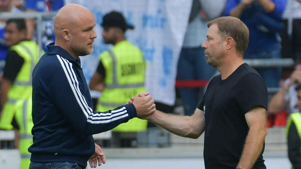 Frank Kramer (r.) ist seit dieser Saison Cheftrainer beim FC Schalke 04 Frank Kramer (r.) ist seit dieser Saison Cheftrainer beim FC Schalke 04