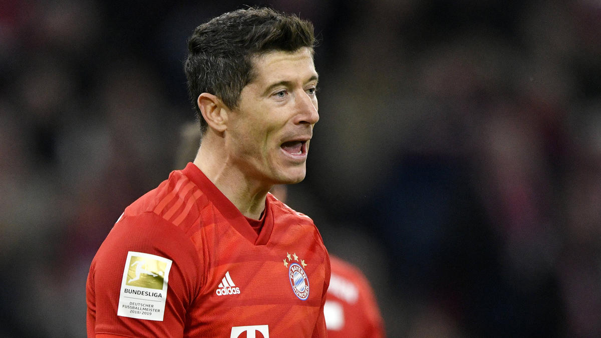 Robert Lewandowski liegt mit seinem Ex-Berater im Clinch Robert Lewandowski liegt mit seinem Ex-Berater im Clinch