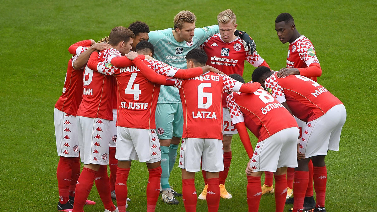 Der FSV Mainz 05 musste sich Bayer Leverkusen geschlagen geben Der FSV Mainz 05 musste sich Bayer Leverkusen geschlagen geben