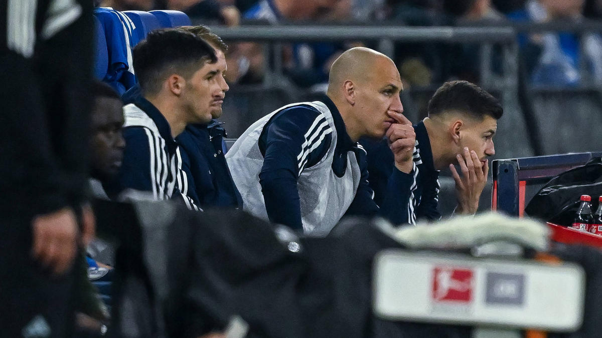 Leo Greiml (l.) will sich beim FC Schalke 04 durchsetzen