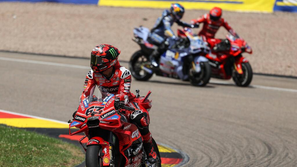 Ducati-Chef-r-tselt-ber-Bagnaia-Probleme