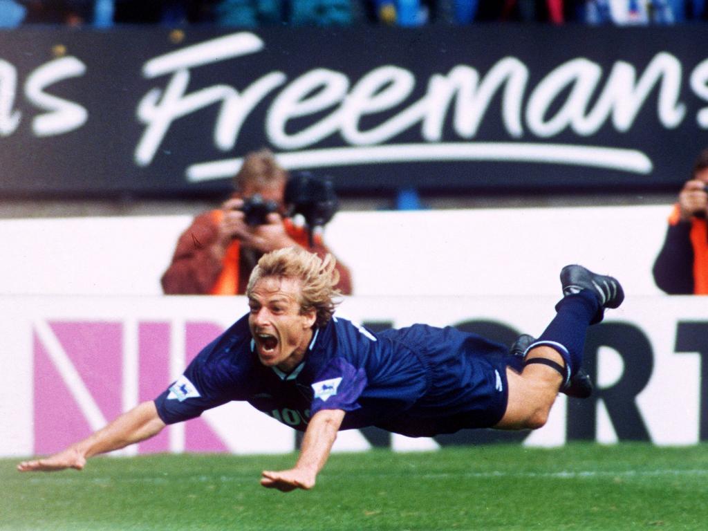 Nach seinem Premierentreffer hob Klinsmann zum 