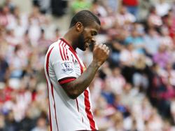 Jeremain Lens baalt nadat hij zijn actie net niet ziet lukken. Er kan nog wel een klein lachje vanaf. Lens heeft namelijk eerder de assist op de 1-1 gegeven. (23-08-2015)