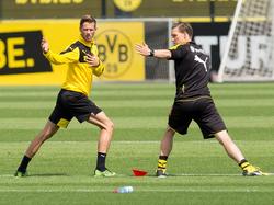 Erik Durm (l.) steht Borussia Dortmund auch weiterhin nicht zur Verfügung