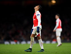 El chileno Alexis Sánchez es baja para el duelo entre el Arsenal y el Olympiakos. (Foto: Getty)