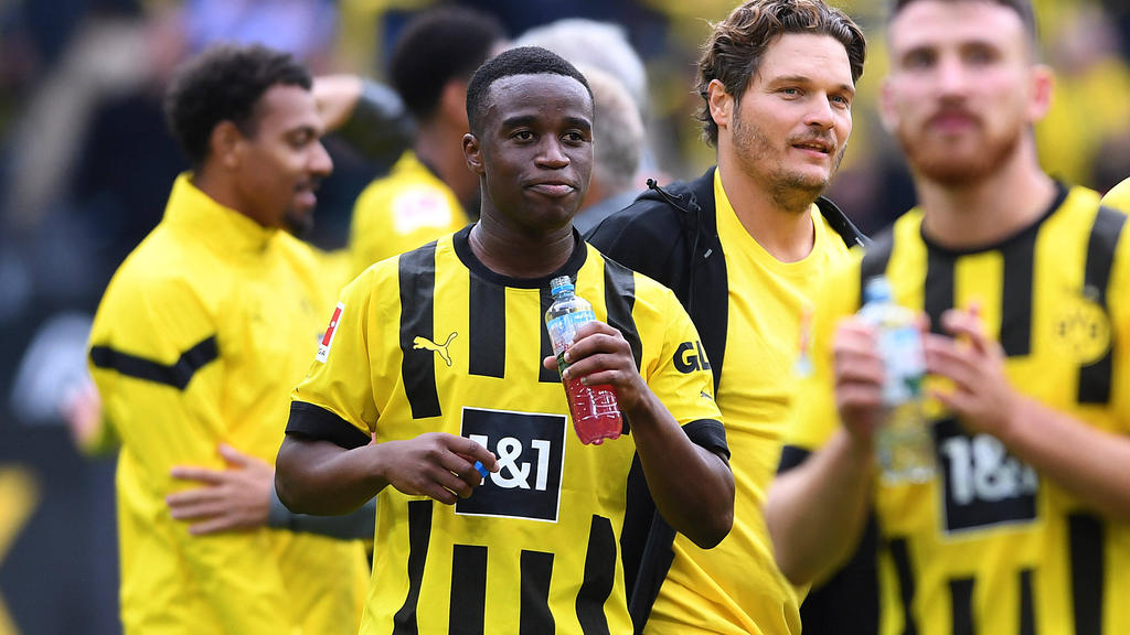 Youssoufa Moukoko erlöste den BVB gegen den FC Schalke 04 Youssoufa Moukoko erlöste den BVB gegen den FC Schalke 04