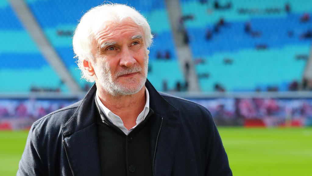 Leverkusens Sportchef Rudi Völler nimmt UEFA in die Pflicht