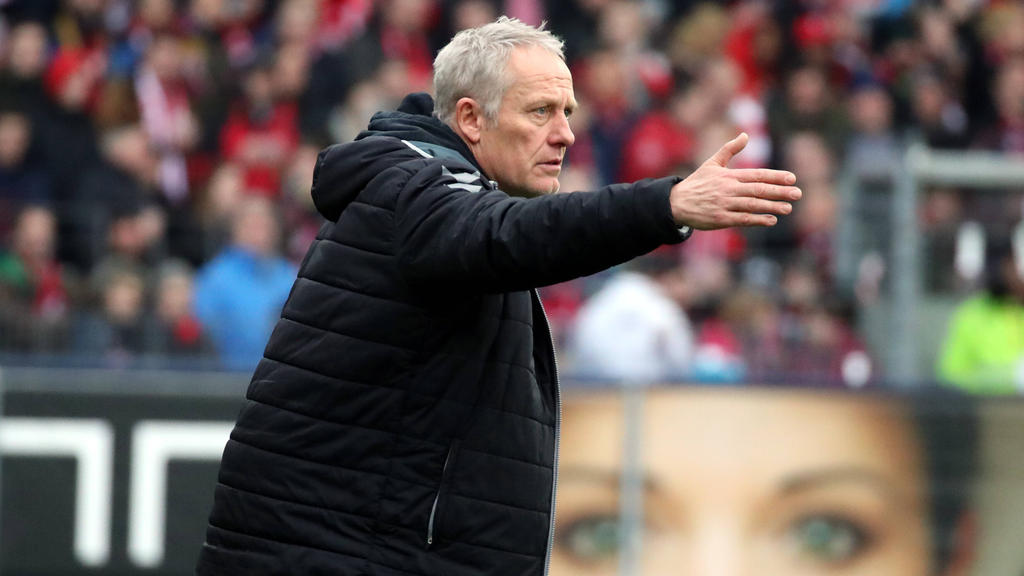 Freiburgs Trainer Christian Streich hat keine Angst vor dem Corona-Virus Freiburgs Trainer Christian Streich hat keine Angst vor dem Corona-Virus