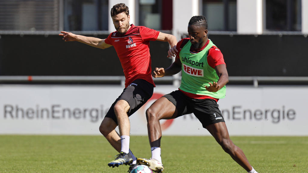 Tolu Arokodare (r.) hat den 1. FC Köln endgültig verlassen