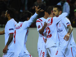 Vitolo (dcha.) marcó con el Sevilla el gol más rápido de la historia de este torneo. (Foto: Getty)