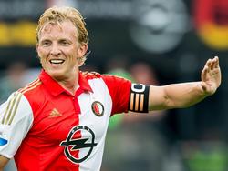 Aanvoerder Dirk Kuyt zet Feyenoord neer in het duel met Vitesse. De Rotterdammers geven bijna geen kans weg, maar krijgt er zelf ook bijna geen één. (23-08-2015)