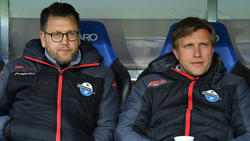 Martin Przondziono (l.) beerbt Markus Krösche beim SC Paderborn