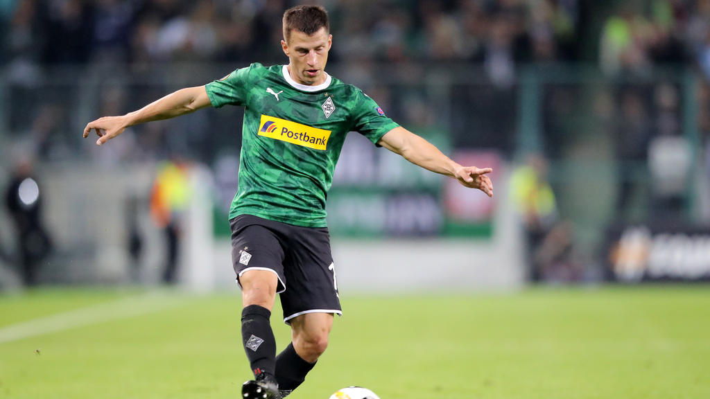 Voll eingeschlagen: Stefan Lainer (Borussia Mönchengladbach)