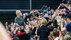 Christian Streich suche die Nähe der Fans des SC Freiburg