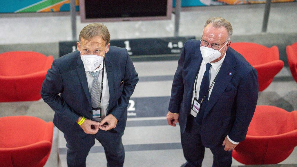 BVB-Geschäftsführer Hans-Joachim Watzke (l.) reagiert auf die Worte von Karl-Heinz Rummenigge vom FC Bayern BVB-Geschäftsführer Hans-Joachim Watzke (l.) reagiert auf die Worte von Karl-Heinz Rummenigge vom FC Bayern