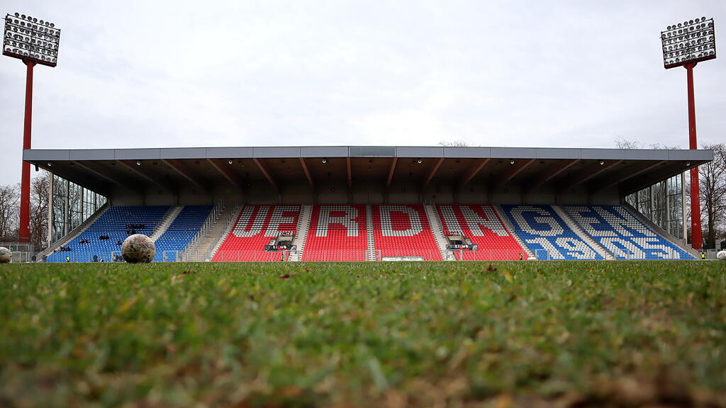 Der frühere Fußball-Bundesligist KFC Uerdingen steht mal wieder vor dem Aus Der frühere Fußball-Bundesligist KFC Uerdingen steht mal wieder vor dem Aus
