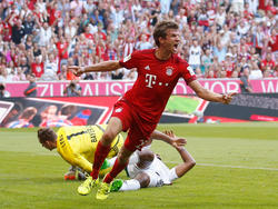Thomas Müller anotó el primer tanto tras jugadón de Douglas Costa. (Foto: Getty)