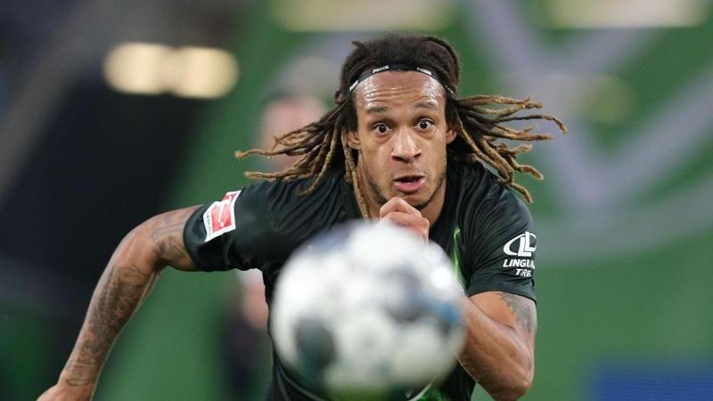 War Ende Juli kurz vor dem Trainingsauftakt des VfL Wolfsburg positiv auf das Coronavirus getestet worden: Kevin Mbabu War Ende Juli kurz vor dem Trainingsauftakt des VfL Wolfsburg positiv auf das Coronavirus getestet worden: Kevin Mbabu