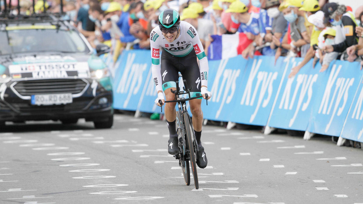 Lennard Kämna steht beim Team Bora-hansgrohe unter Vertrag Lennard Kämna steht beim Team Bora-hansgrohe unter Vertrag