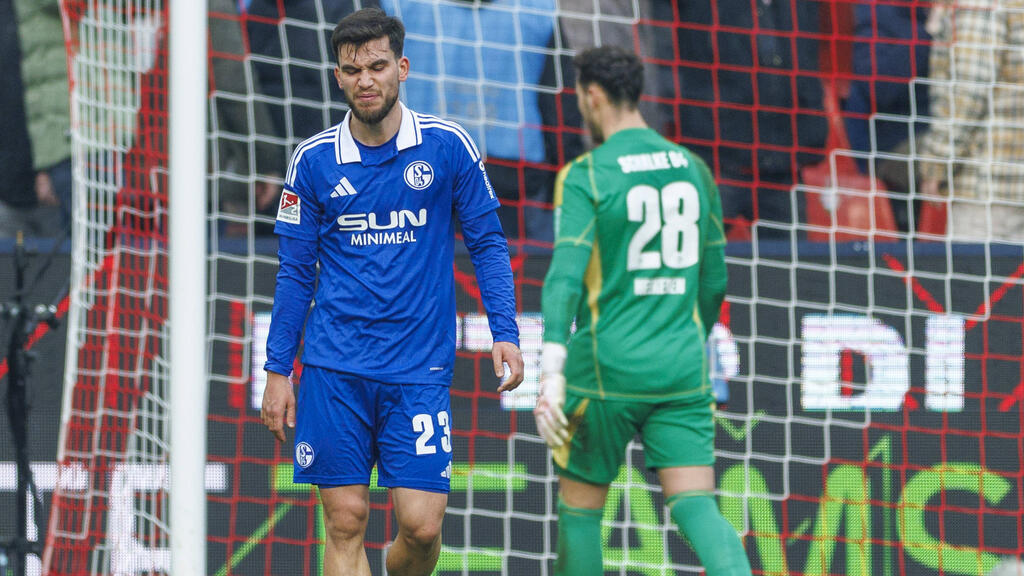 Mehmet Aydin patzte beim FC Schalke 04 böse Mehmet Aydin patzte beim FC Schalke 04 böse