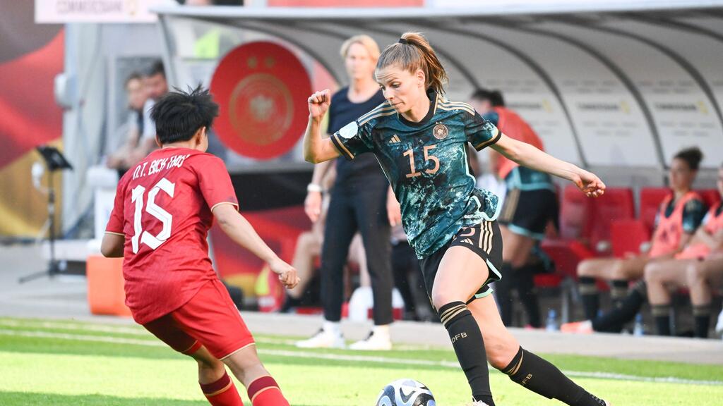 Tabea Sellner (r). lief auch für die DFB-Frauen auf Tabea Sellner (r). lief auch für die DFB-Frauen auf