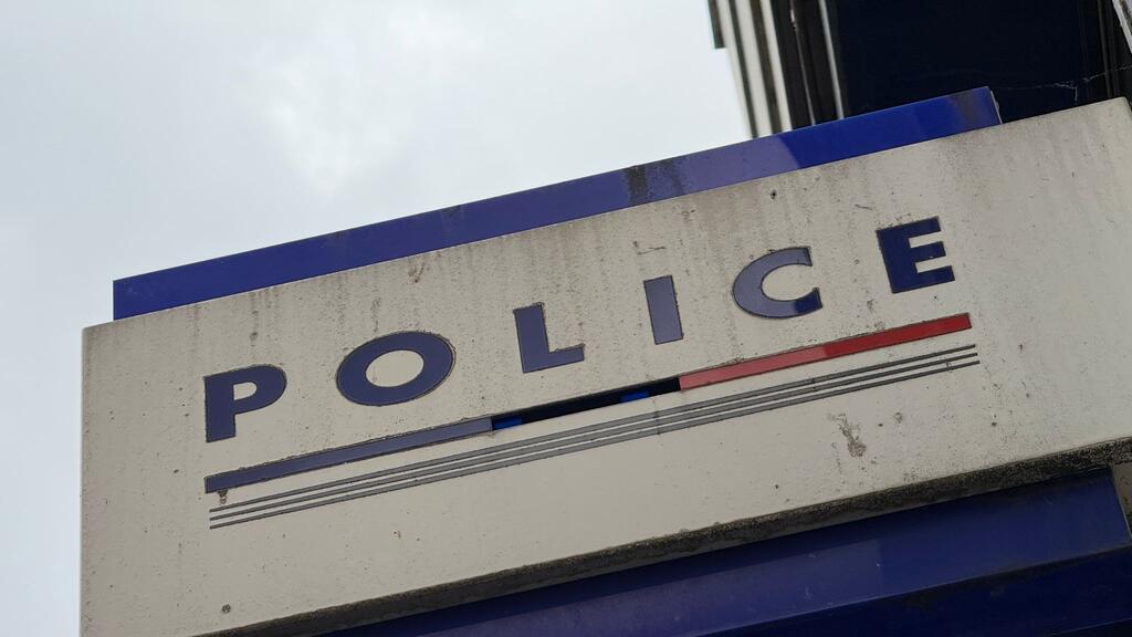 In Südfrankreich ist ein Mann am Rande der Feierlichkeiten erstochen worden In Südfrankreich ist ein Mann am Rande der Feierlichkeiten erstochen worden