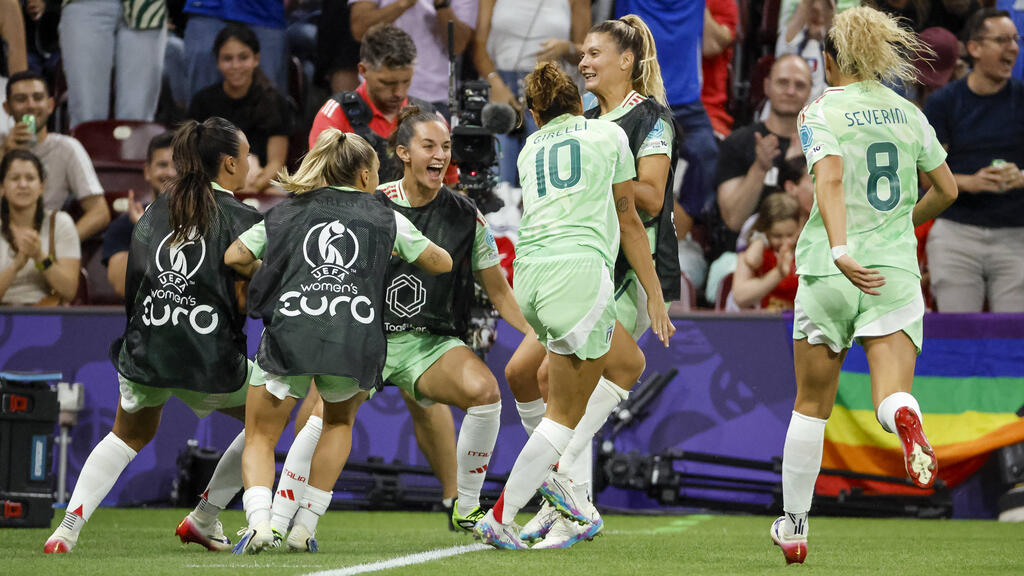Großer Jubel bei der italienischen Mannschaft Großer Jubel bei der italienischen Mannschaft