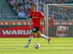 Waldemar Anton bleibt Hannover 96 treu