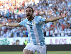 Gonzalo Higuaín spielt künftig in Turin