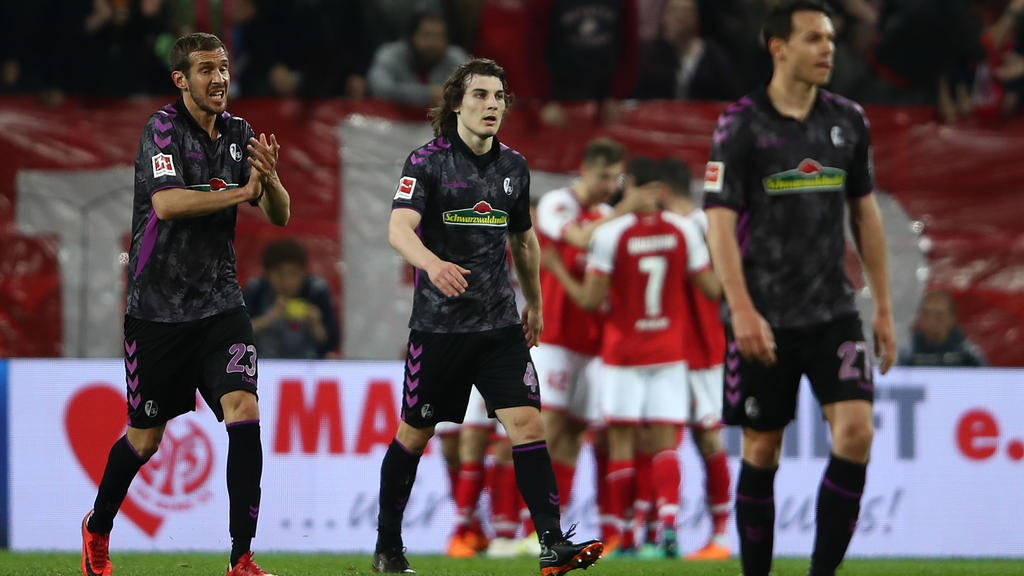 Caglar Söyüncü vom SC Freiburg erlitt einen Muskelfaserriss im Oberschenkel Caglar Söyüncü vom SC Freiburg erlitt einen Muskelfaserriss im Oberschenkel