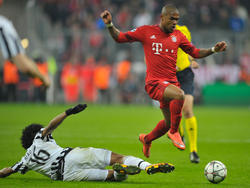Douglas Costa (r.) könnte schon bald für Juventus Turin auflaufen