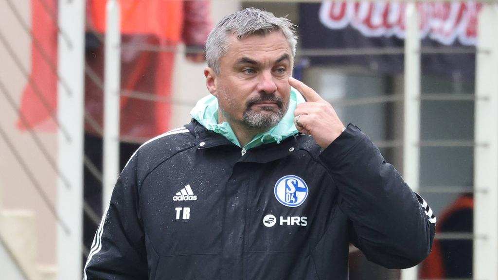 Thomas Reis ist Cheftrainer beim FC Schalke 04