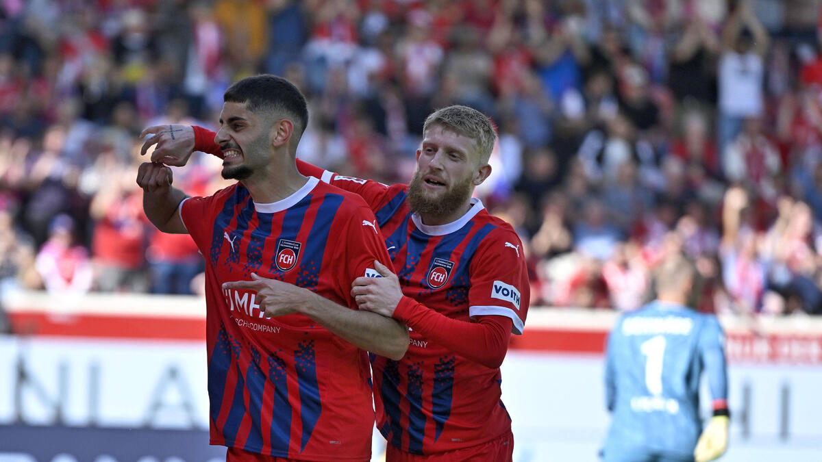 Eren Dinkci (links) spielt nächste Saison nicht mehr in Heidenheim. Er könnte nicht der einzige namhafte Abgang sein
