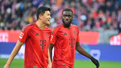 Dayot Upamecano (r.) soll dem FC Bayern langfristig erhalten bleiben
