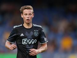 Frenkie de Jong in actie voor de beloften van Ajax tijdens de competitiewedstrijd tegen RKC Waalwijk. (26-08-2016)