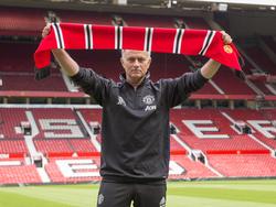 José Mourinho wordt gepresenteerd als nieuwe trainer van Manchester United (05-07-2016).