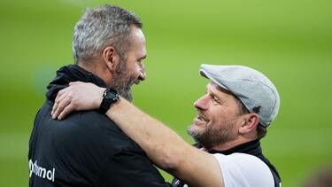 Der alte und der neue Coach des HSV: Tim Walter (l.) und Steffen Baumgart