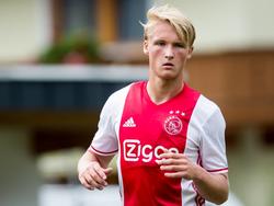 Kasper Dolberg maakt in de oefenwedstrijd tegen FC Liefering zijn officieuze debuut voor Ajax. (09-07-2016)