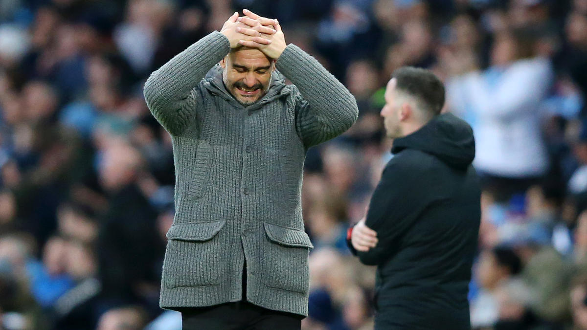Pep Guardiola und Manchester City könnte eine Transfersperre drohen Pep Guardiola und Manchester City könnte eine Transfersperre drohen